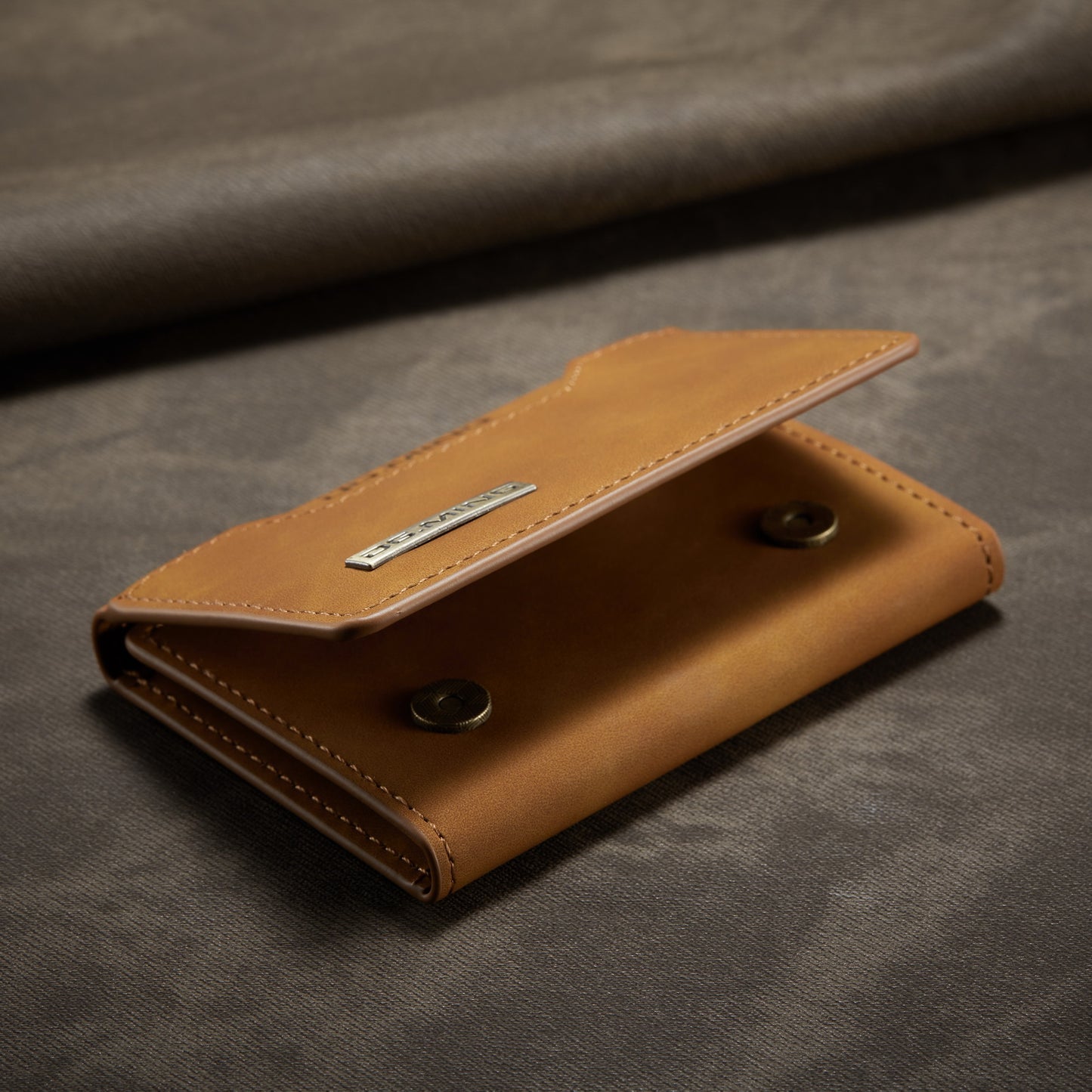 MagFold 2.0™ - Magnetic Wallet for iPhone/Samsung Cases